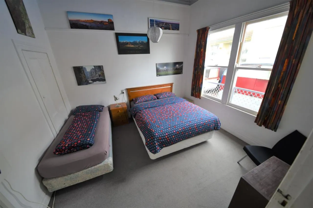 Funky Green Voyager Backpackers location
